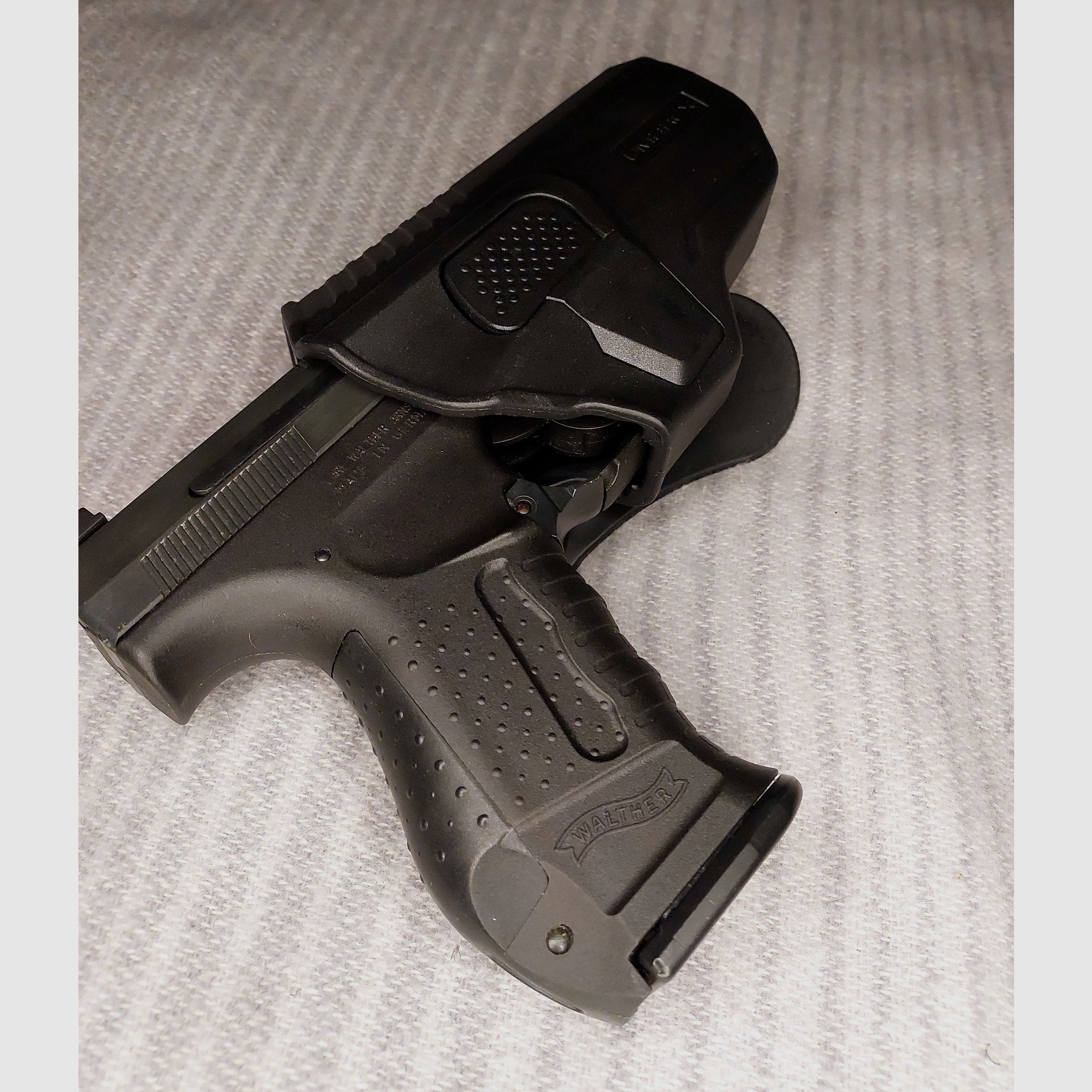Walther P99 Schreckschuss Pistole 9mm P.A.K. (PTB 637) mit Tactical Holster - P 99