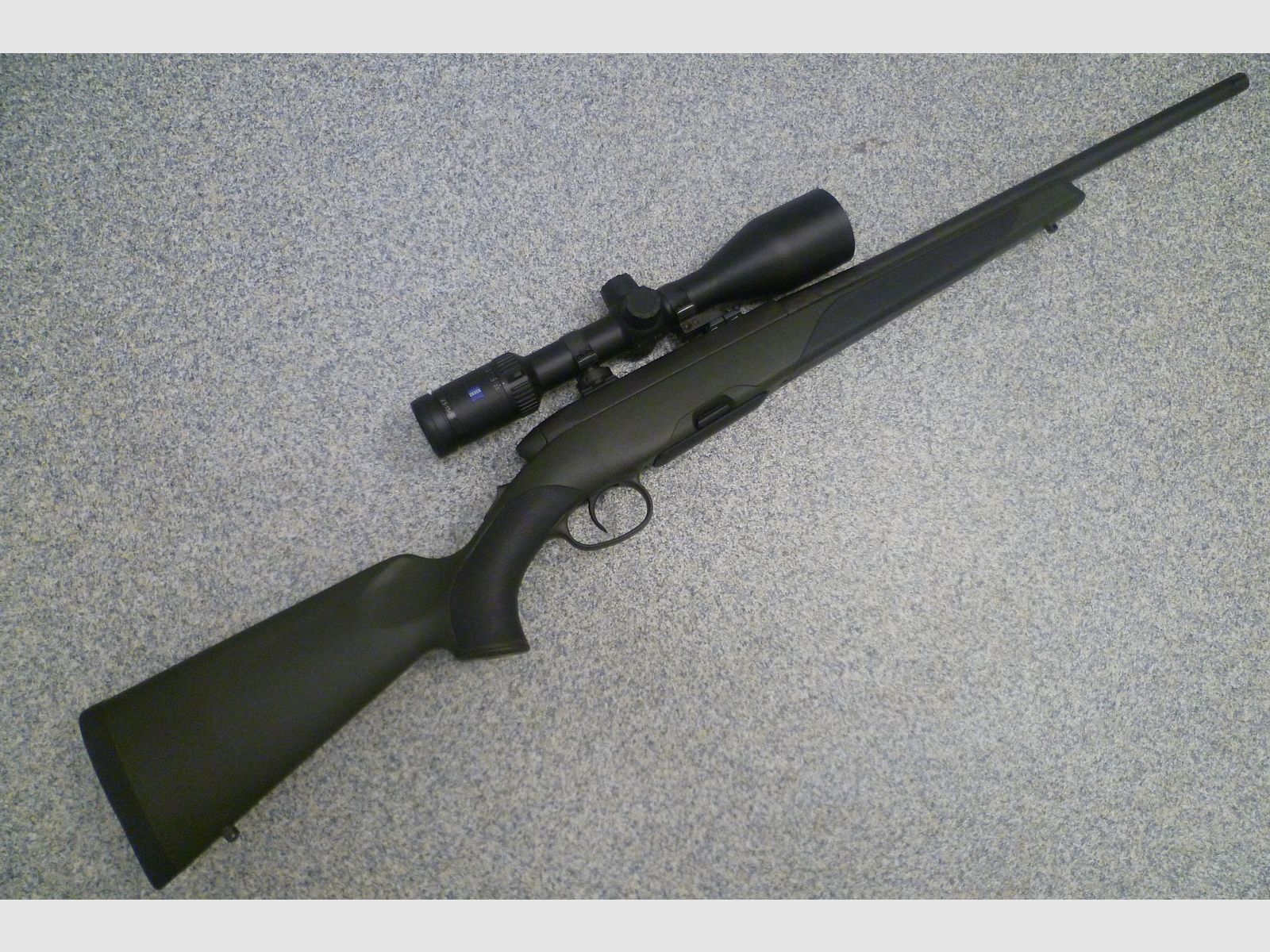 Rifle repetidora Steyr SM 12 .30-06 Spring. Sistema de enlace Zeiss Conquest V6 y SD