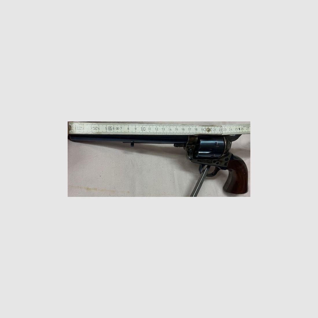 Raridad "HEGE Mod. Army 1873, Cal. .45 corto Knall" Raridad