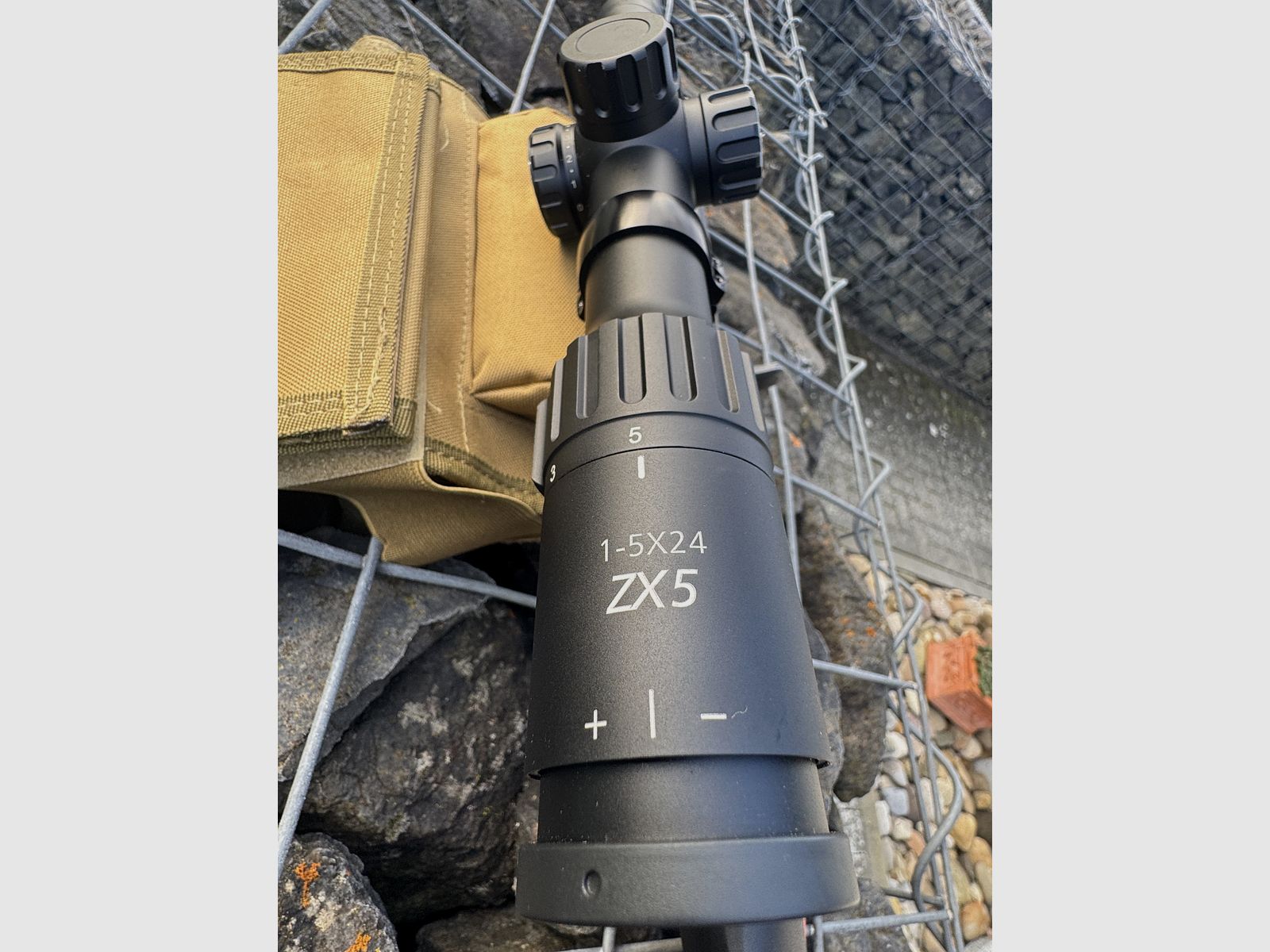 Browning BAR MK3 Tracker 9.3*62 met Minox ZX5i 1-5x24 – gebruikt, als nieuw