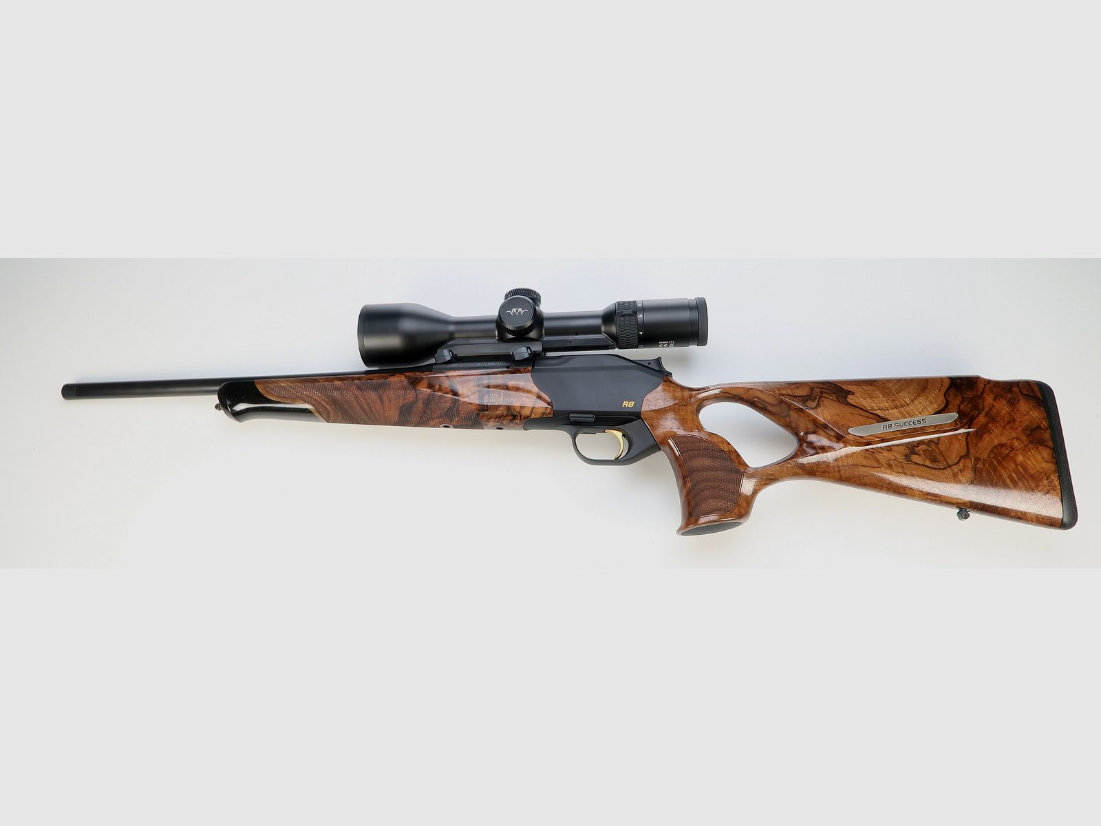 Blaser R8 Success classe di legno 4 8x57IS lunghezza canna 52cm M15x1 B2 2-12x50, immagine 1 di 2