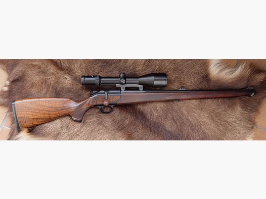 Blaser R93 Luxus Holzplatten Sutzen mit Achtkantlauf