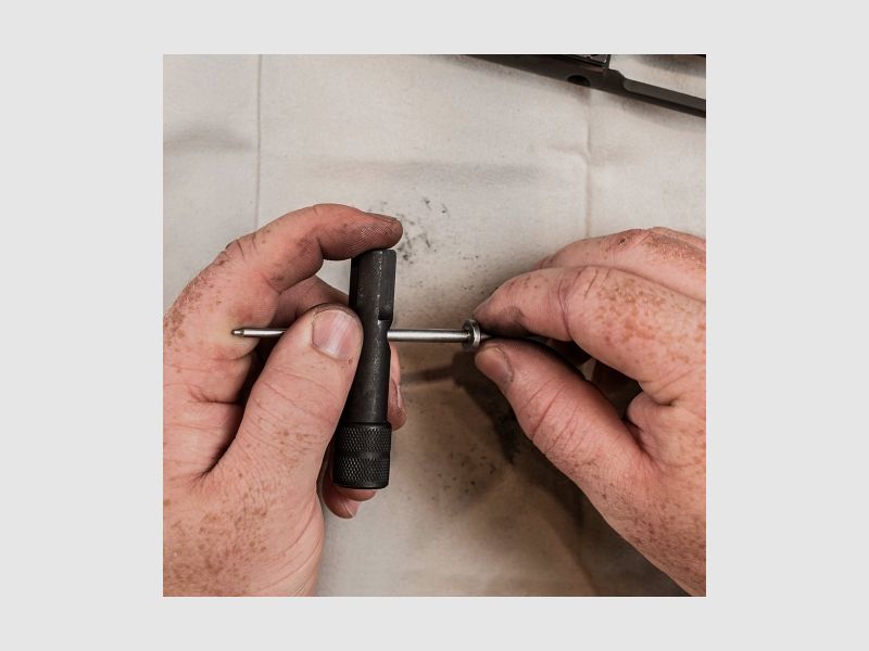 Otis B.O.N.E. Reinigungs-Tool für AR-15 (.223 Rem. / 5,56mm)