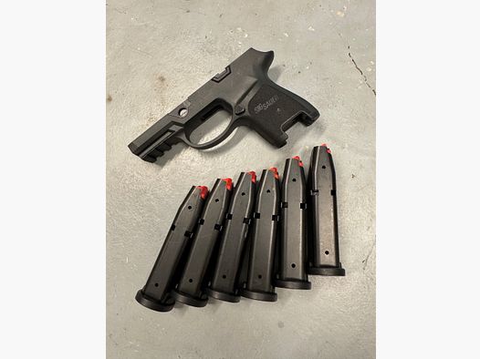 Zubehör SIG P320/ P250: Kompaktmagazin 15 Schuss 9mmLuger/ Griffmodul Subcompact