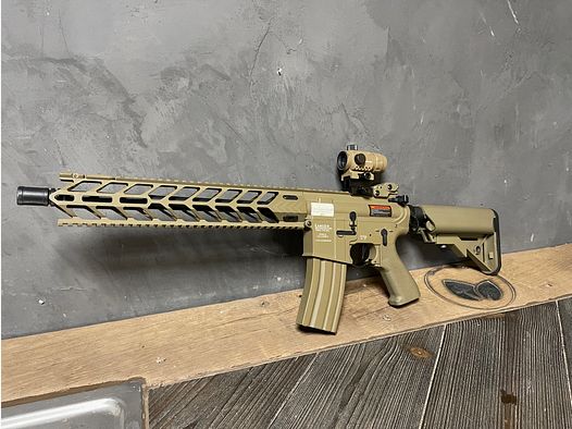 Konvult aus verschiedenen Langarm Waffen Lancer Tactical