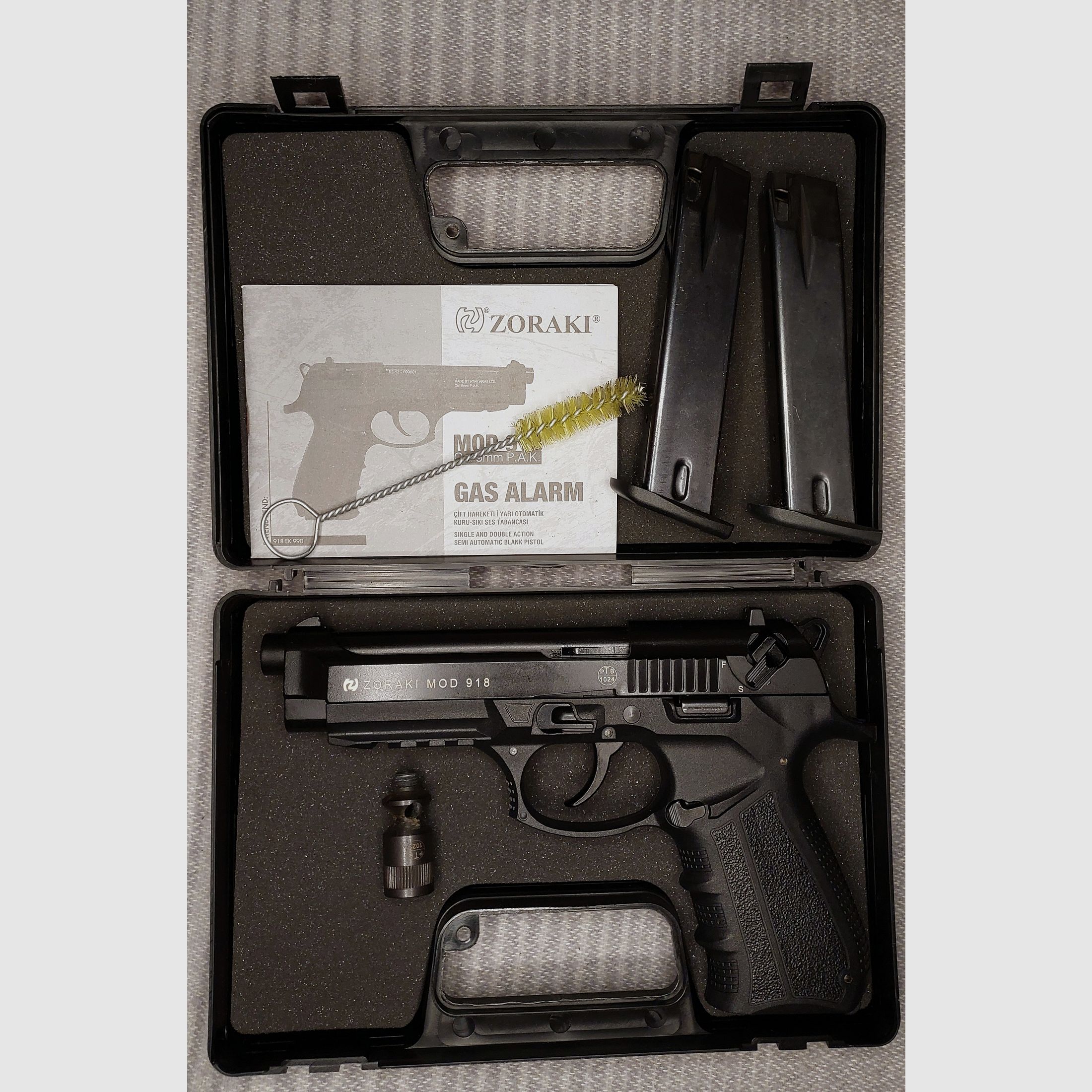 Zoraki 918 9mm P.A.K. schwarz (PTB 1024) mit zwei Magazinen