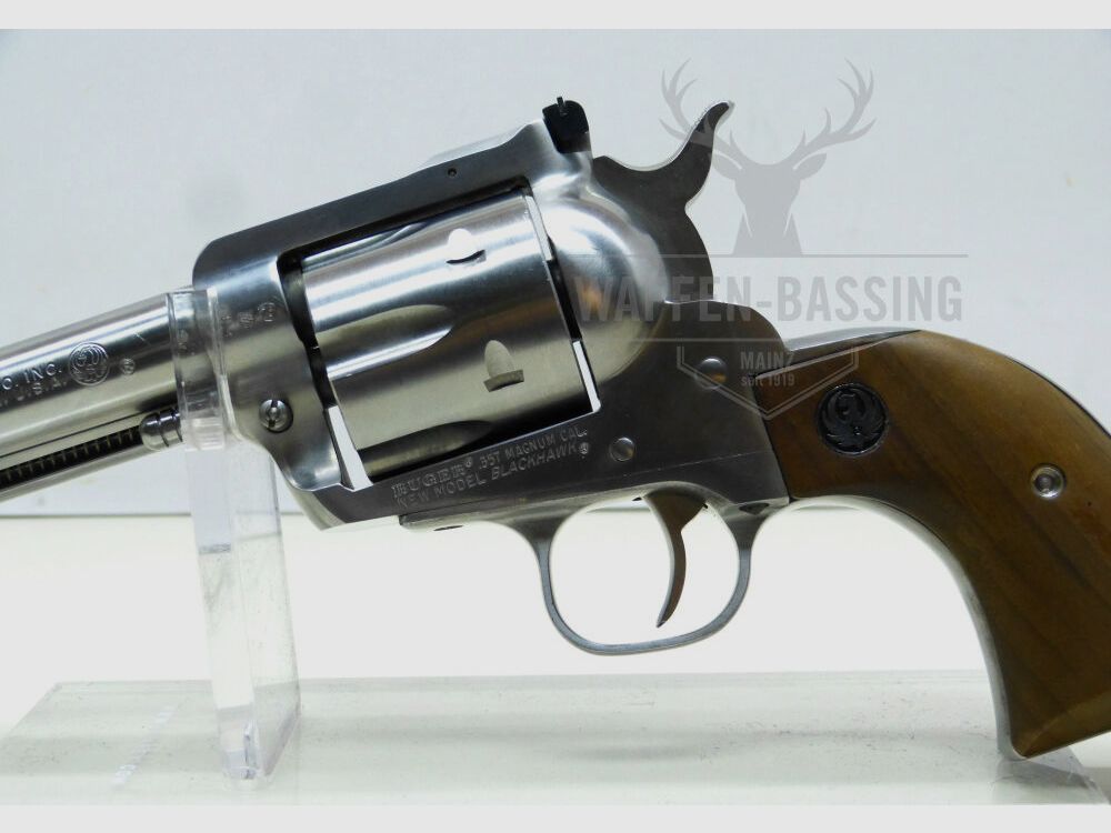 Ruger	 New Model Blackhawk Stainless