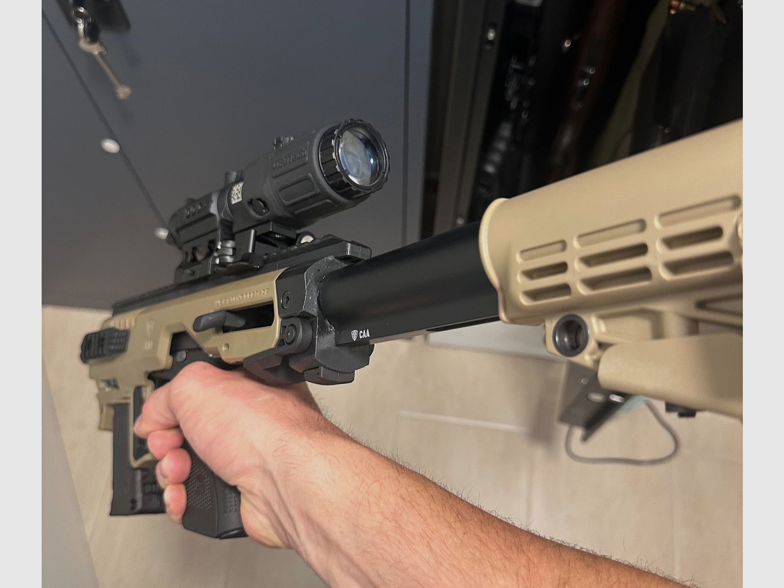 Micro Roni Gen 4x für Glock in FDE mit Schubschaft 