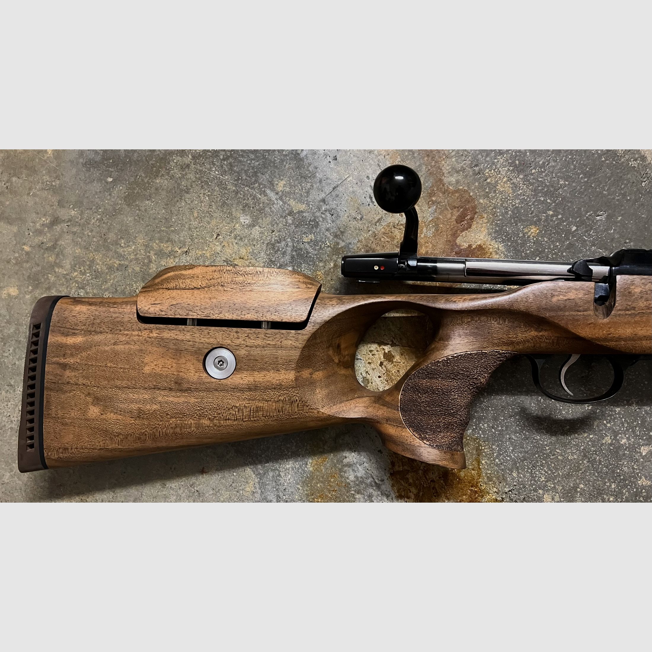 CZ 550 9,3x62 calcio scanalato