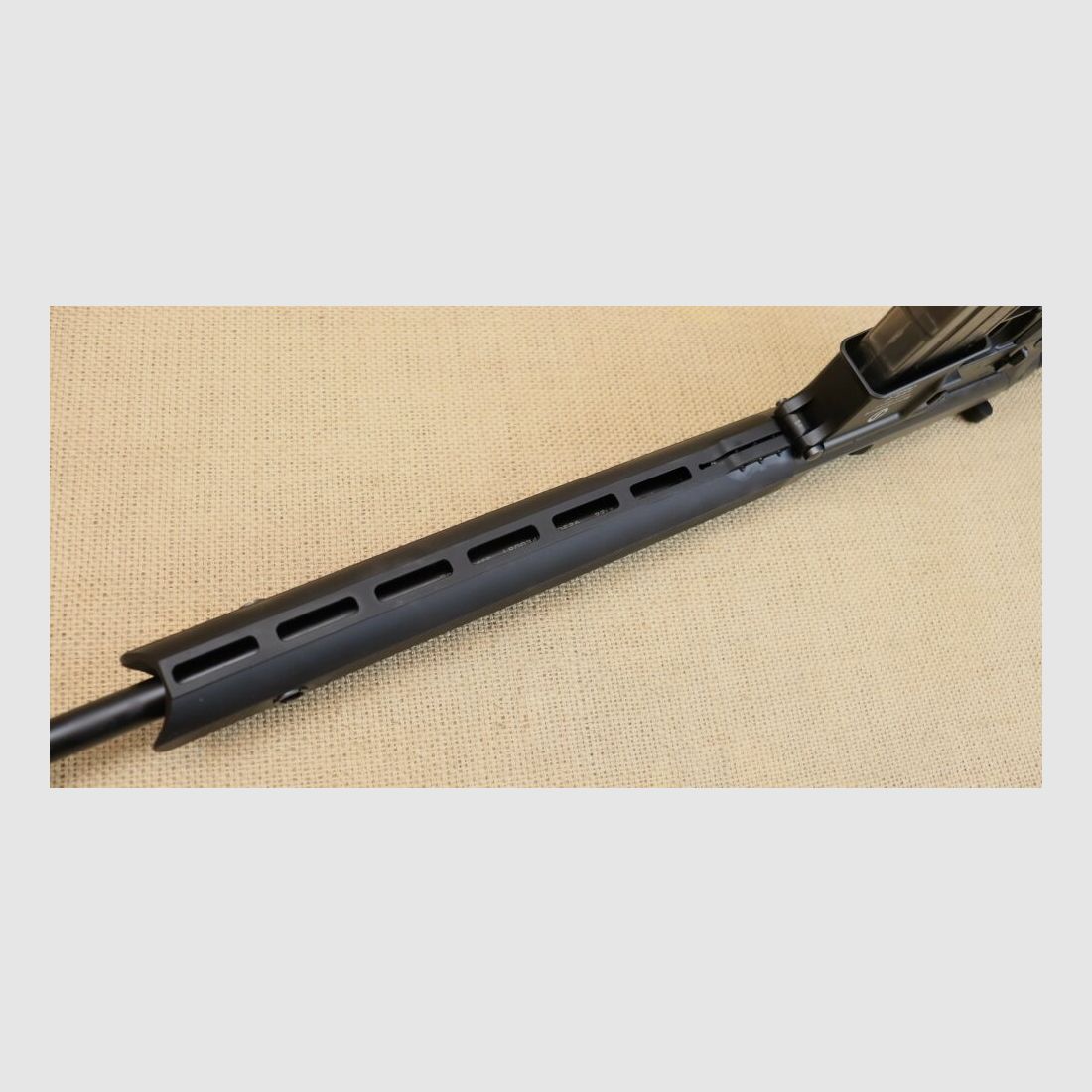 Fusil semi-automatique, Schmeisser AR15 Sport - y compris le chargeur de rechange .22lr
