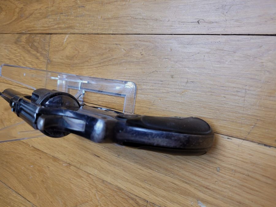 Rarissime et primal revolver Smith&Wesson Hand Ejector 1er modèle 1896 – cal. 32SW Long – Tout premier de la légendaire lignée Smith à barillet basculant – 19.712 exemplaires seulement – TBE + et catégorie D, image 10 sur 17