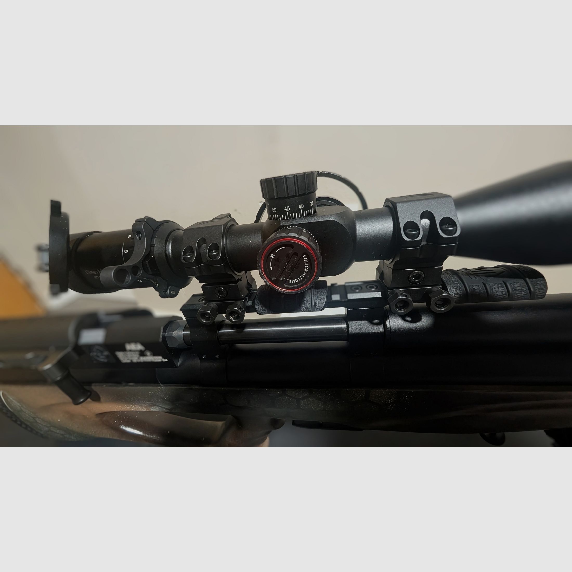 AEA Challenger Bullpup Cal 50 PCP met accessoires