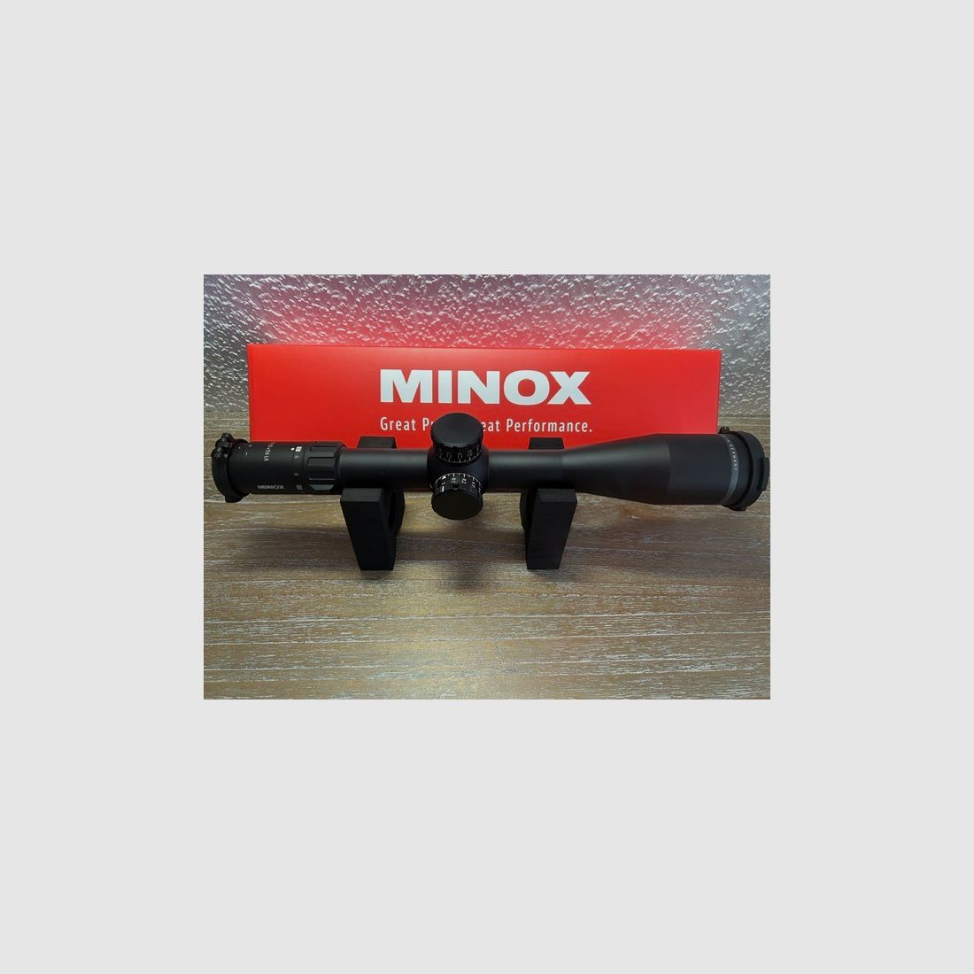 Minox 5-25x56 LR