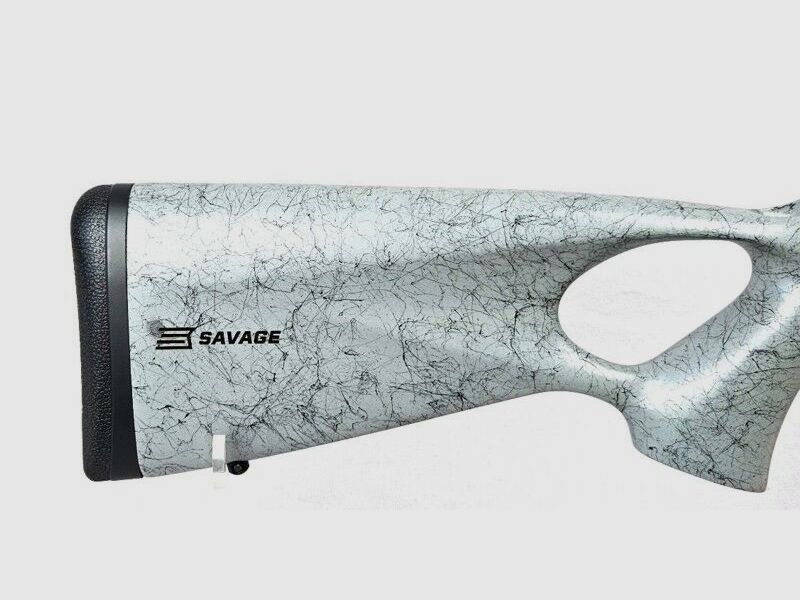 Savage Arms B22 Timberlite avec trou de pouce