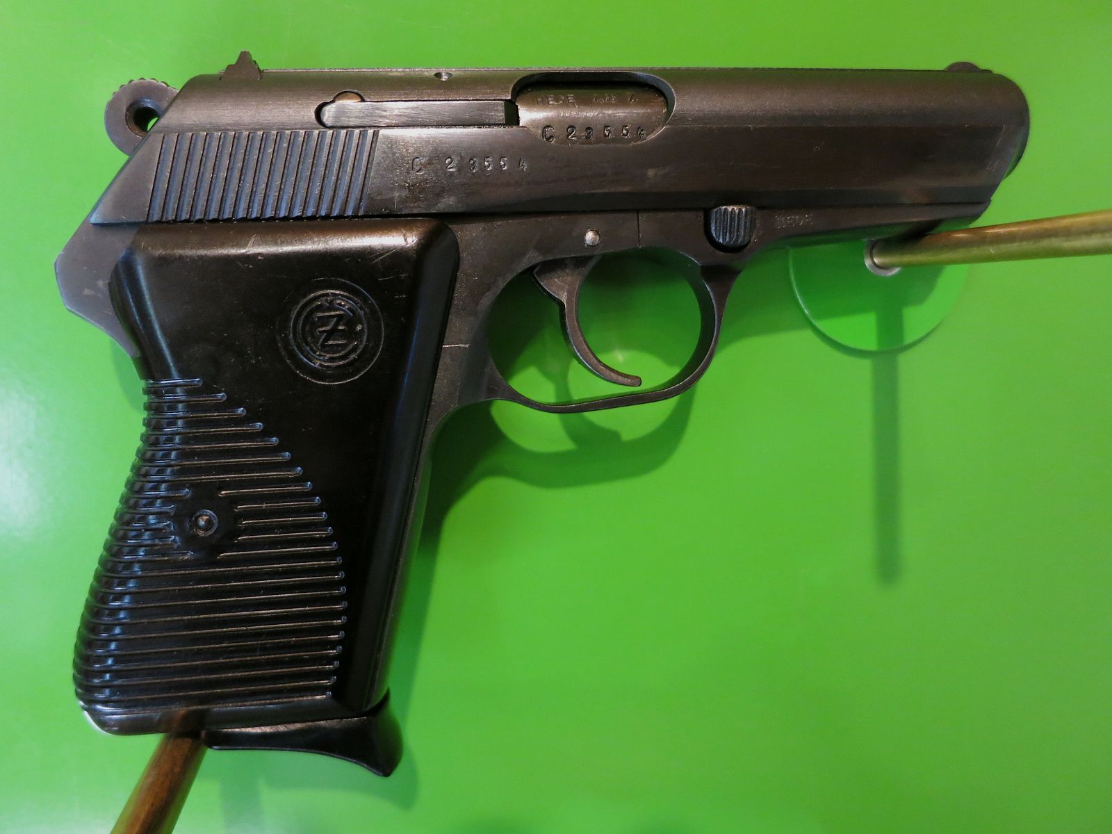 Semi-automatic pistol, CZ Brünner Waffenwerke - VZOR 50, ČZ 50, 7.65mm Browning       #68-, image 1 of 9
