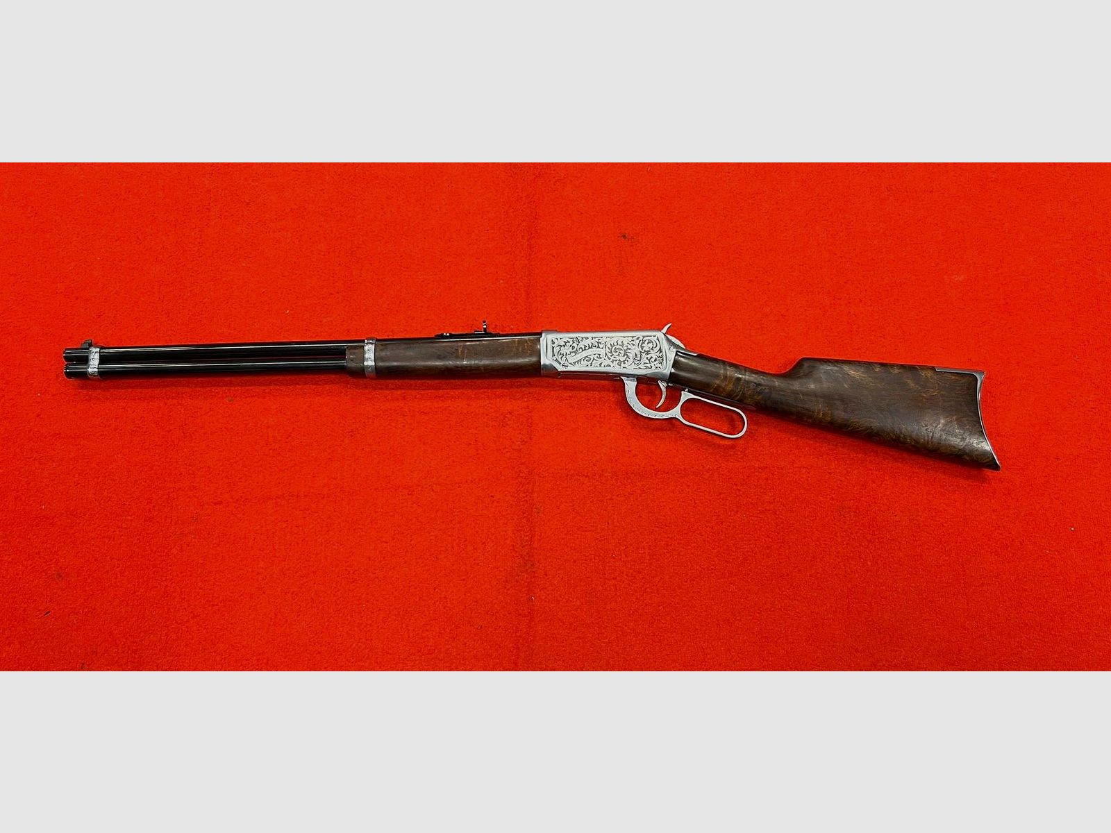WINCHESTER MODEL 94 EEN VAN DUIZEND HERDENKINGS KALIBER 30-30 WINCHESTER, afbeelding 2 van 7