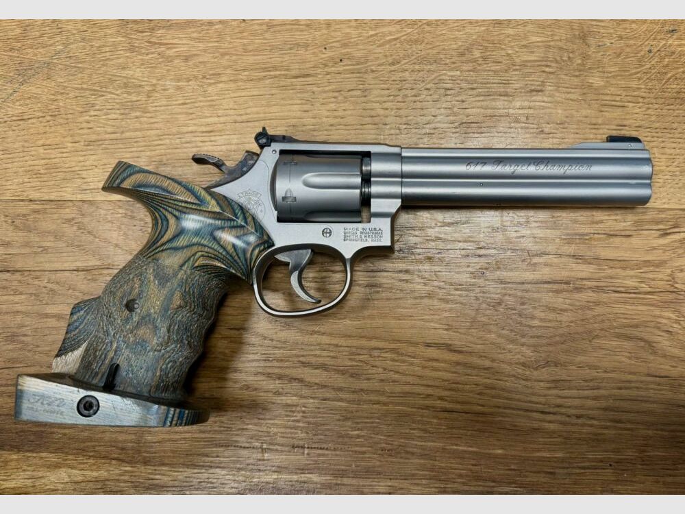 Smith & Wesson 617 Target Champion Nill