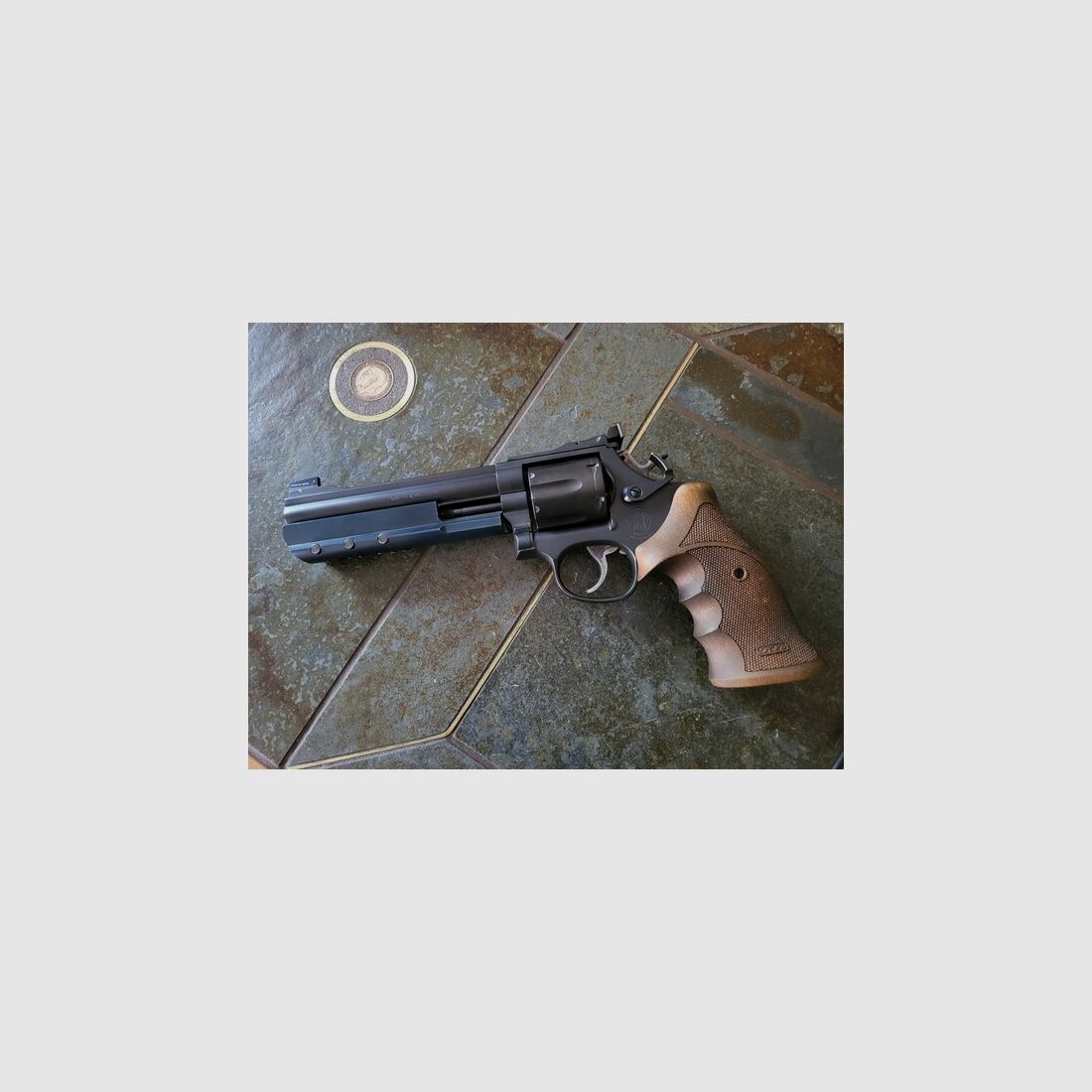 Traumhafter Revolver Smith&Wesson 586-3 in Topqualität und -Erhaltung mit Volltuning Kal. 357 Mag
