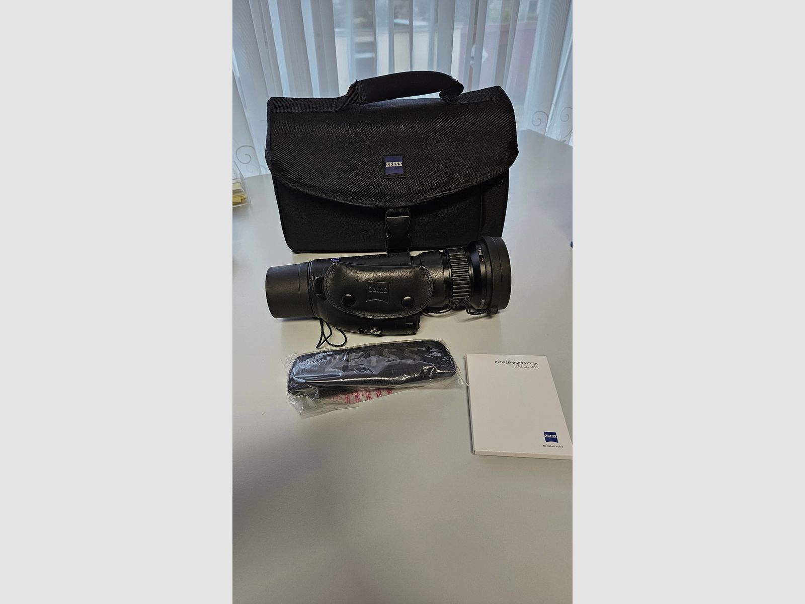 Zeiss Victory NV 5,6 x 62 T* nachtkijker, afbeelding 1 van 10