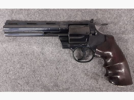Colt Python schwarz Revolver 357Mag - Klassiker mit Sondergriffschalen