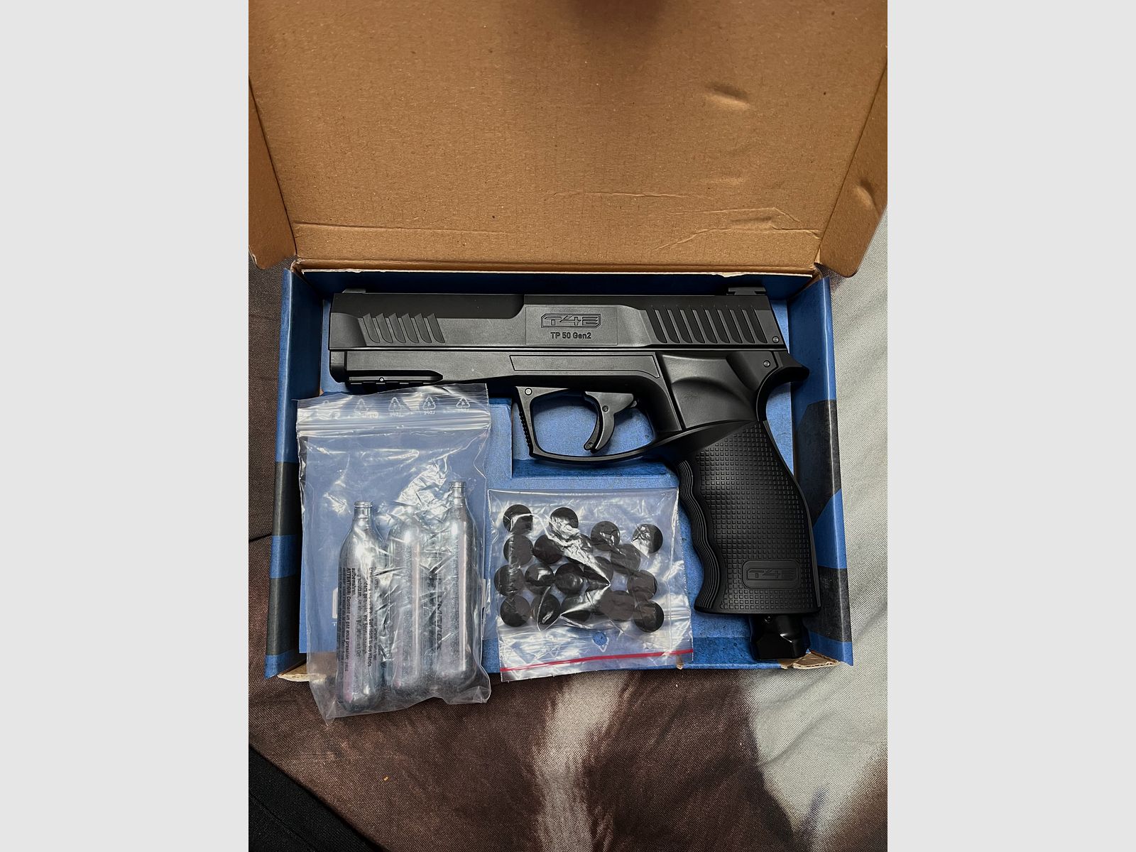 Co2 pistol