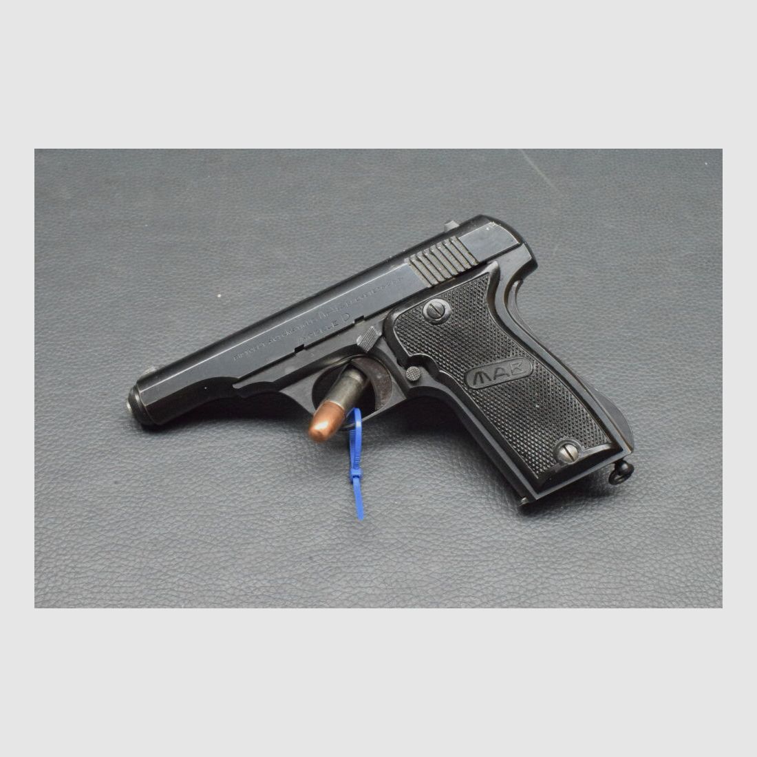 MAB D collector's weapon