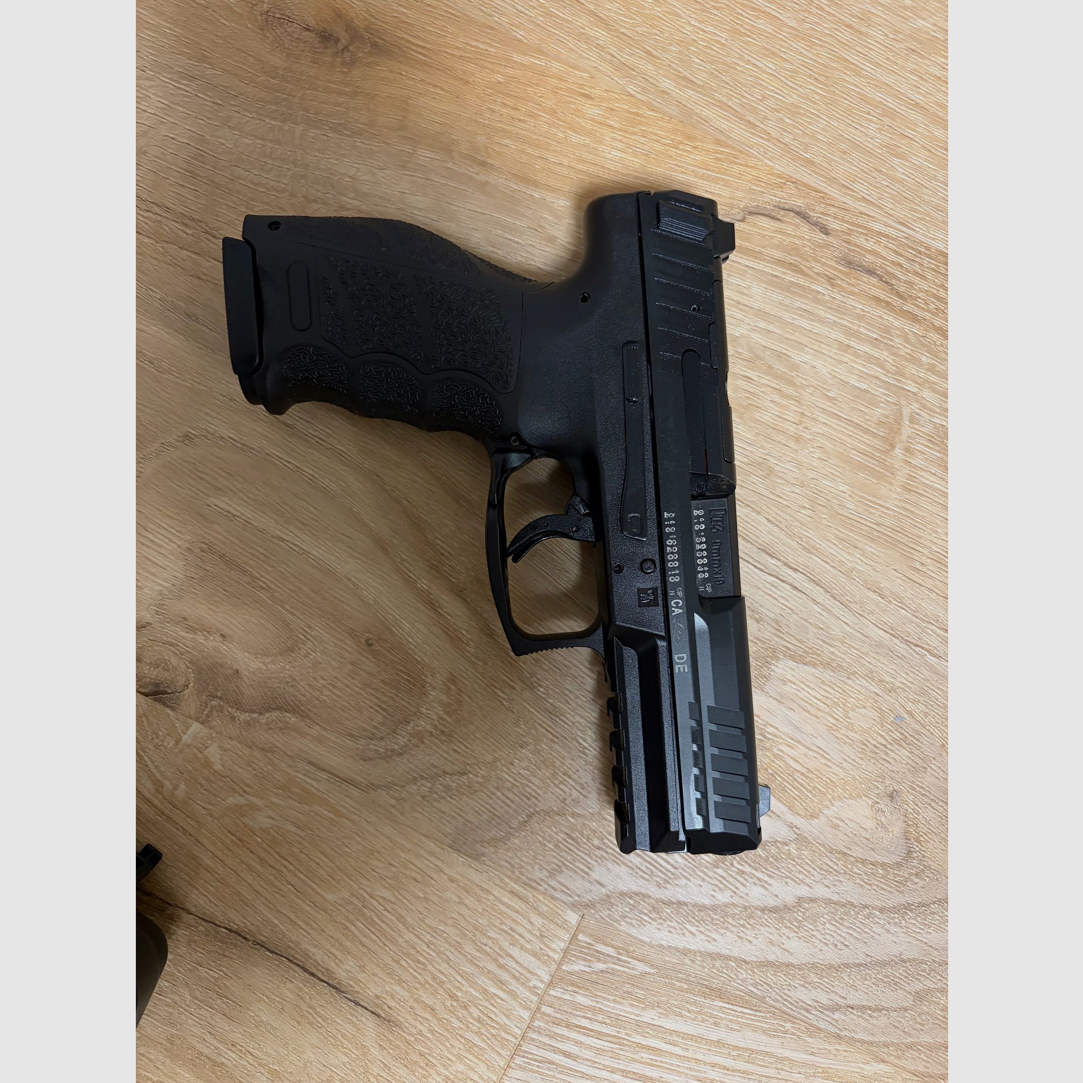 H&K SFP40 Komplettset mit SFP9 Wechselsystem 9mm OR / 40S&W, VP9, VP40, Heckler & Koch