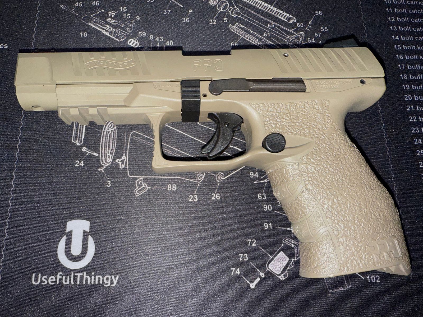 WALTHER PPQ 5” .22 LR FDE mit 4 Magazinen