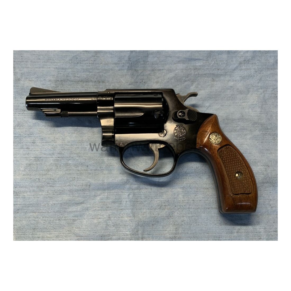 Smith & Wesson	 Airweight, Mod. 37 - 4