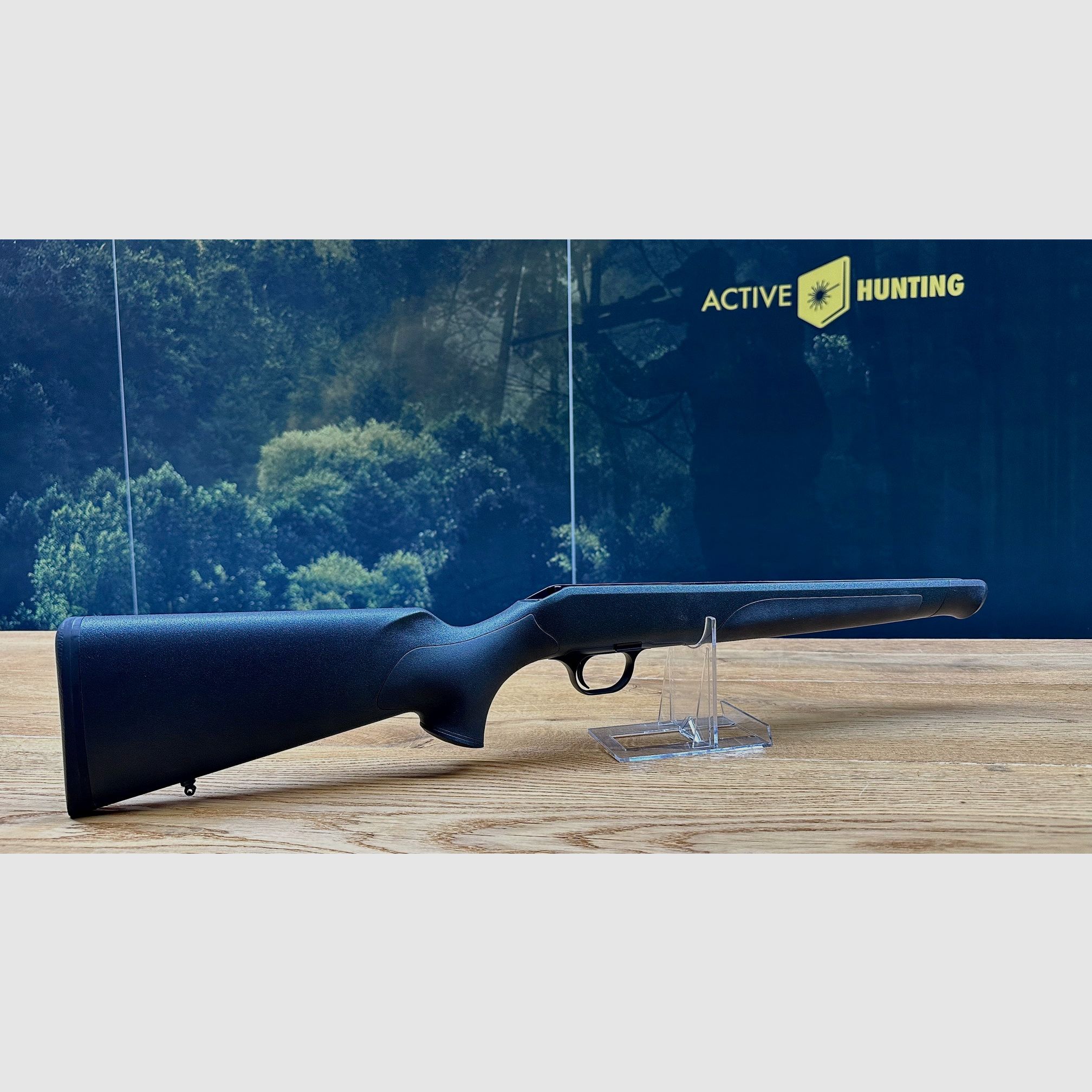 Blaser R8 Professional Schaft mit Gehäuse/System // Schaftfarbe Grün // Schaft gekürzt