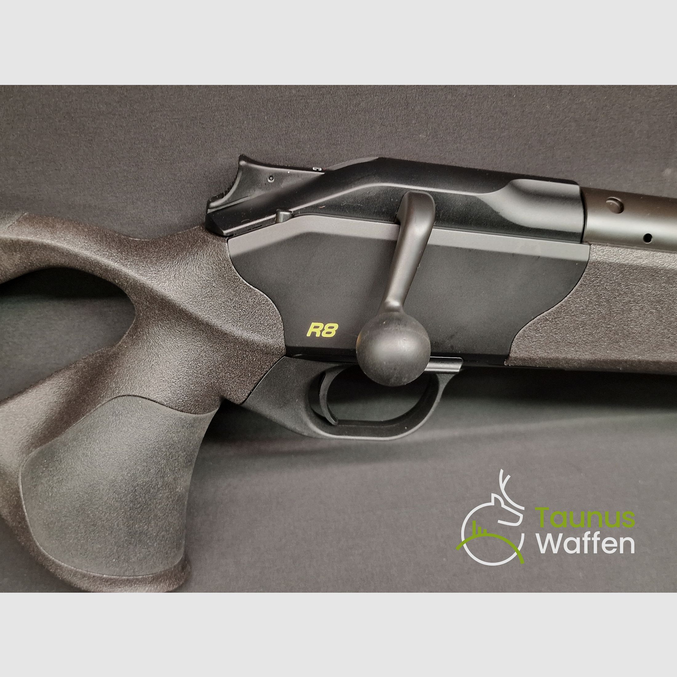 Repetierbüchse Blaser R8 Ultimate Silence im Kal. 308 Win sofort verfügbar bei taunus-waffen.de