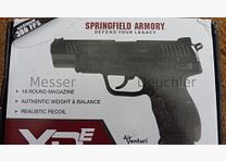 Springfield XDE 4.5 mm BB Co2 pistol