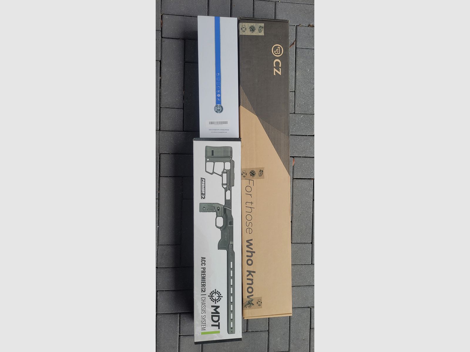 <CZ 457 Mtr 22lr - MDT ACC Gen 2 Chassis + Discovery Optics 5-25x56>