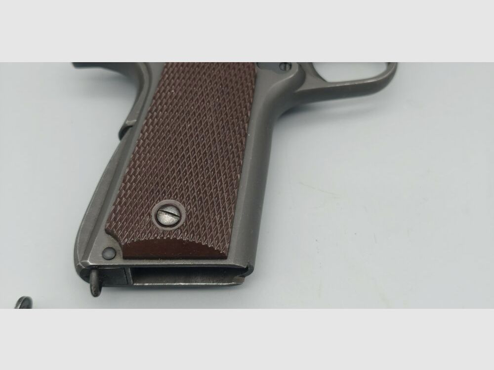 Colt 1911 A1 United States Property U.S. Army R .45Auto
