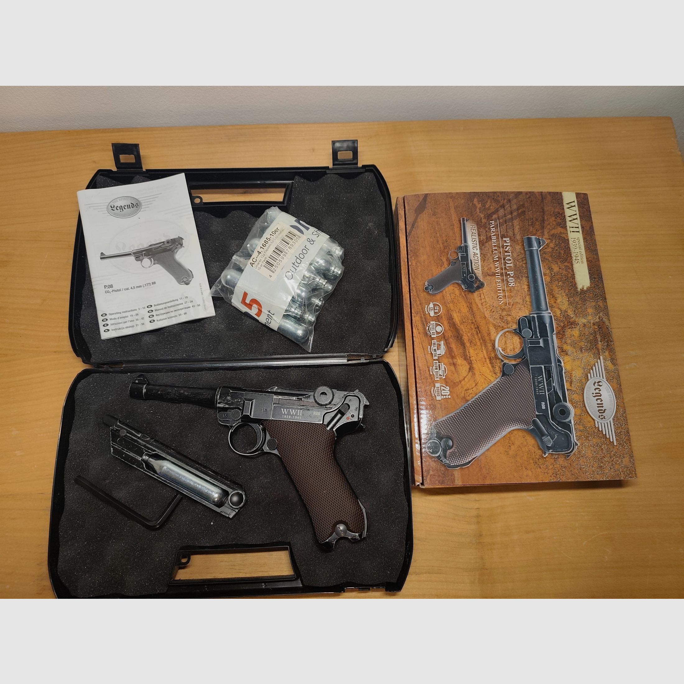 Umarex Legends P08 WWII Special Edition - pistola CO2 de 4,5 mm con balines de acero y blowback (P18), imagen 1 de 6