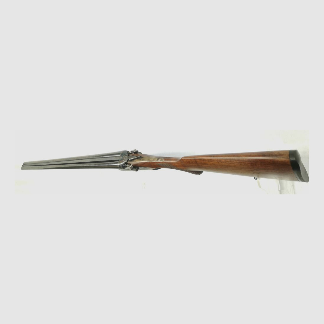 Armas Parkemy Ayora