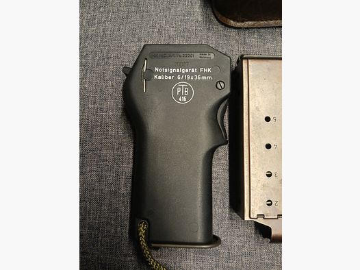 2x Signalpistole Heckler & Koch fhk19 mit Tasche 