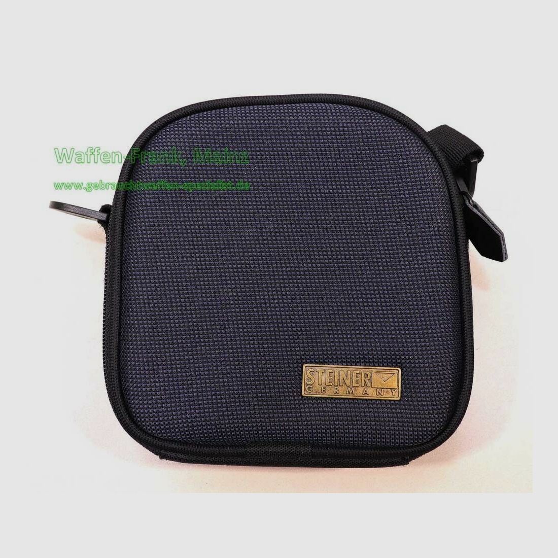 Steiner optics - Bayreuth binocular case, image 1 of 2
