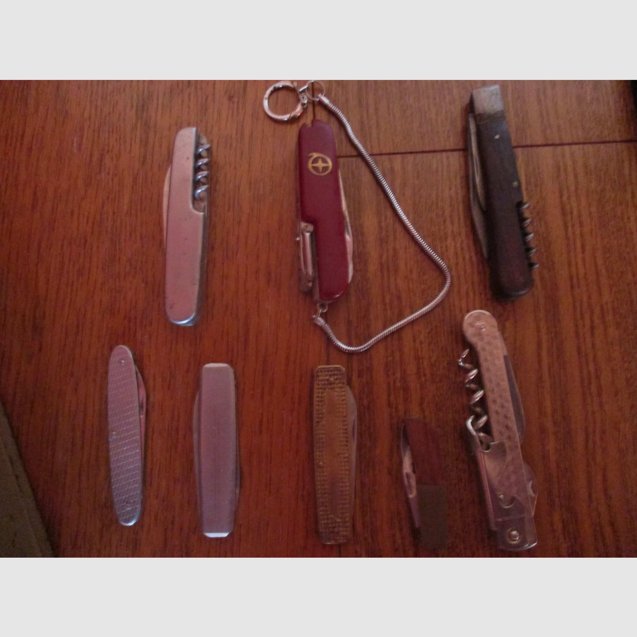 alte Dekoteile, Schweizer Taschenmesser, Jagdbilder, Flaschenöffner,