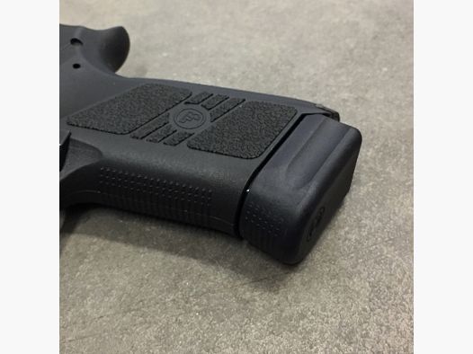 HB CZ P09/P10 Magazin +2 Basisplatte