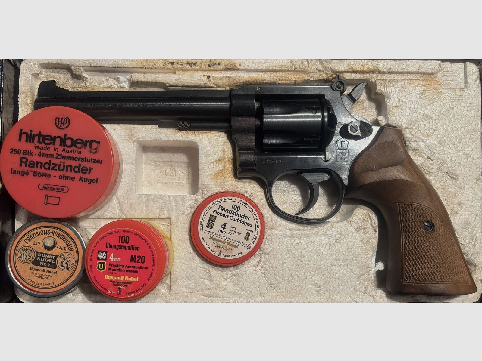 Reck revolver model R45 – 4 mm long – PTB 40 (square) with F in the house