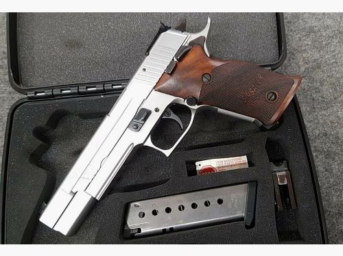 SIG Sauer P220S X-SIX