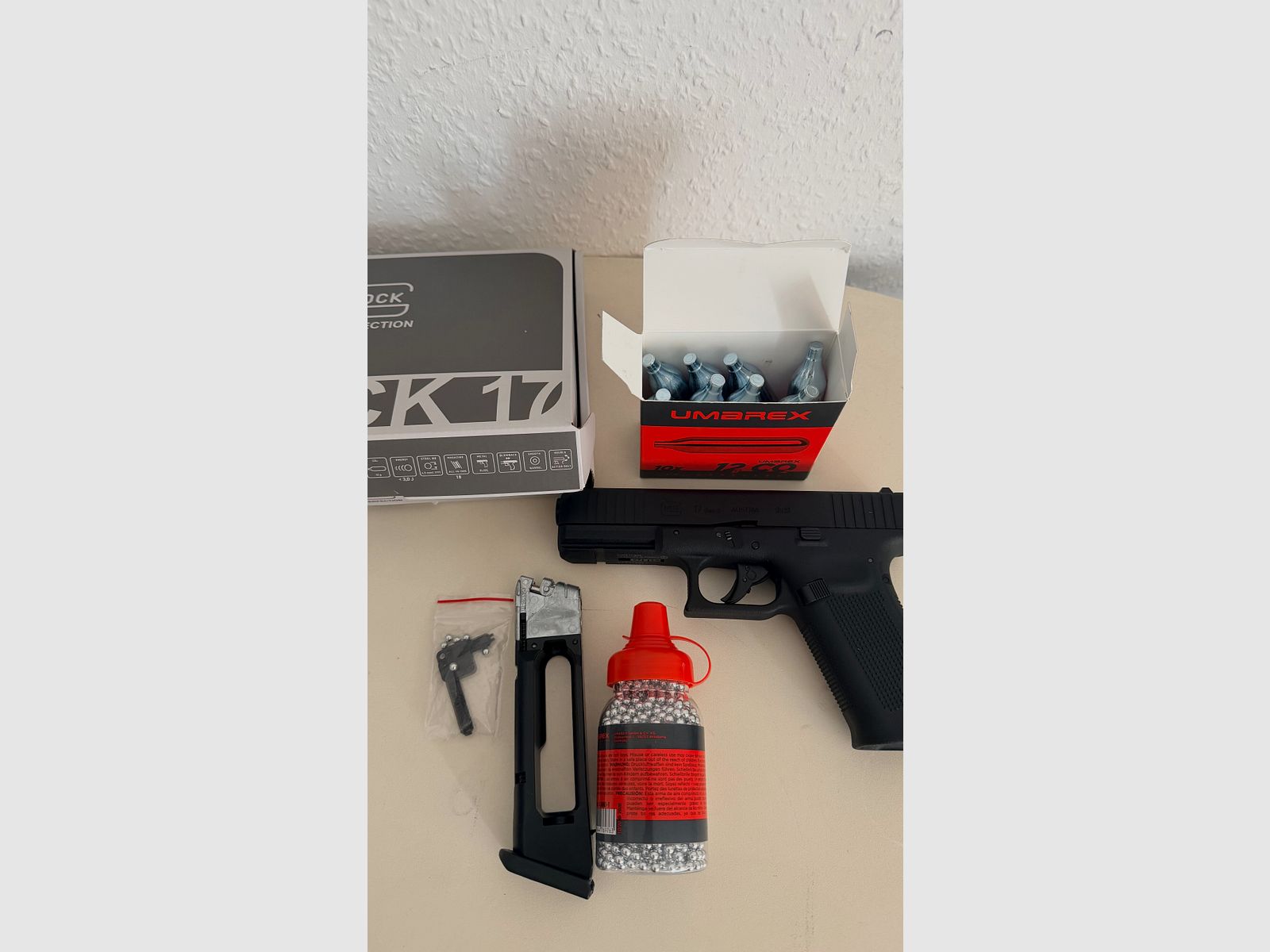 Umarex Glock 17 Gen5 CO₂ 4,5 mm BB Blowback – Comme neuf + OVP + Facture + 8 CO₂ + BBs