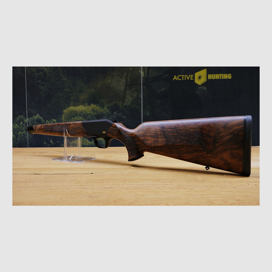 Blaser R8 Schäftung / Holzklasse 7 / Bayrische Doppelfalzbacke / mattes Finish