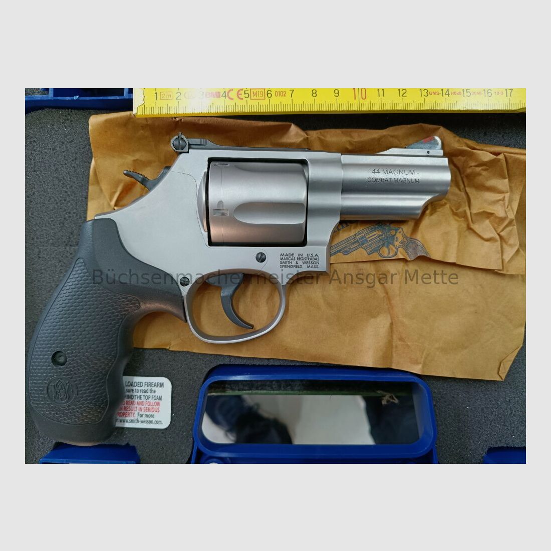 Smith and Wesson S&W Combat Magnum 69, image 2 of 2