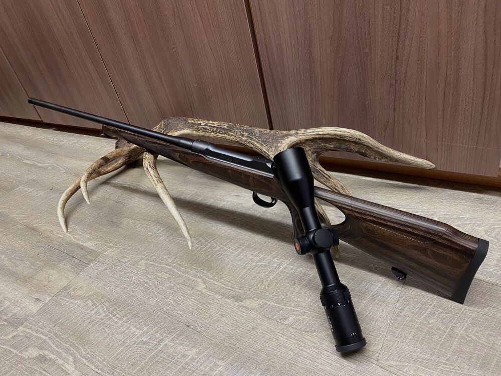 Sauer 101 GTI, con Leica Fortis 6 2-12x50 i