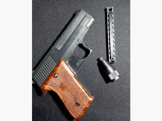 Röhm RG300 (RG 300) pistolet alarmowy kal. 6mm Flobert (PTB 327)