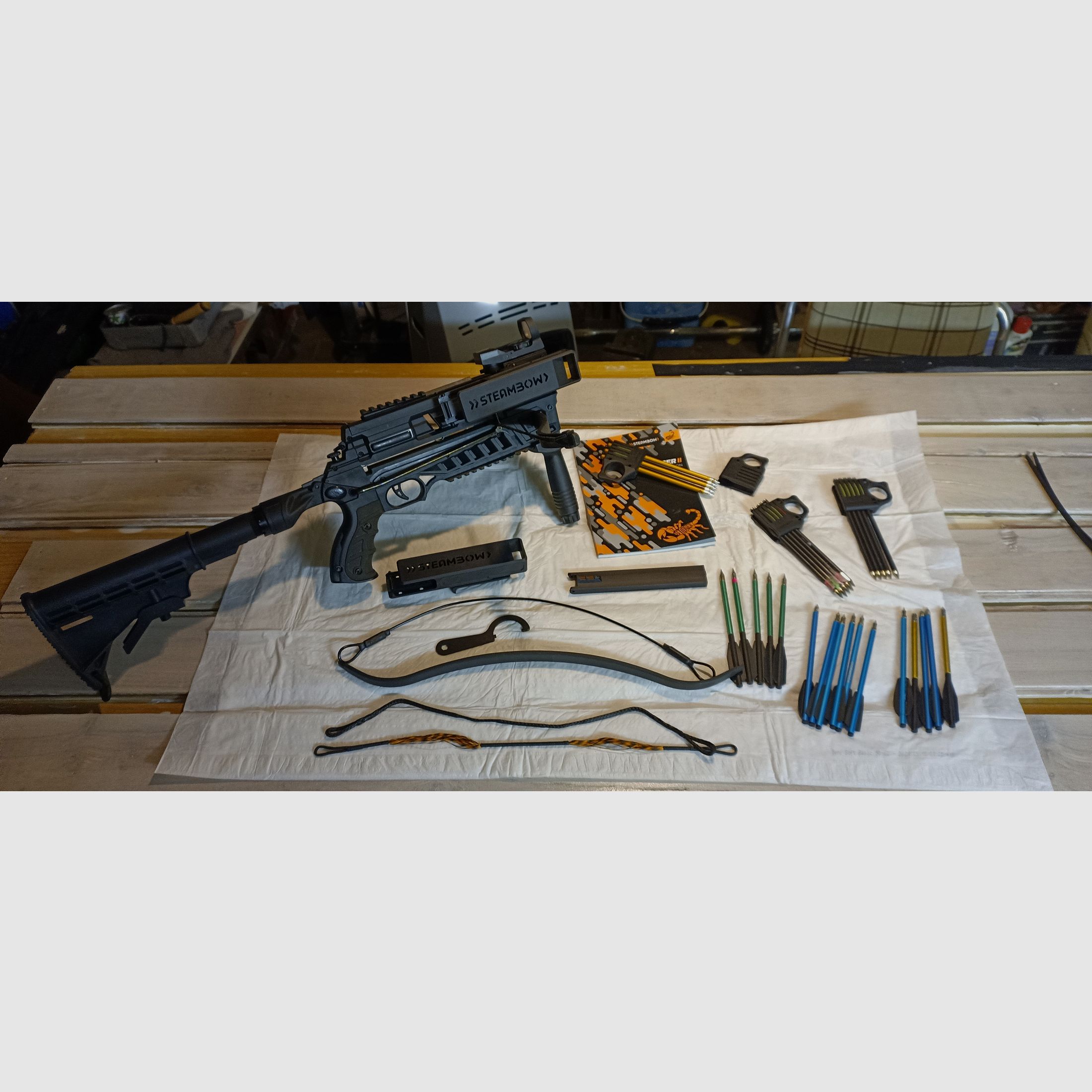 Steambow AR-6 Stinger II arbalète à répétition tactique