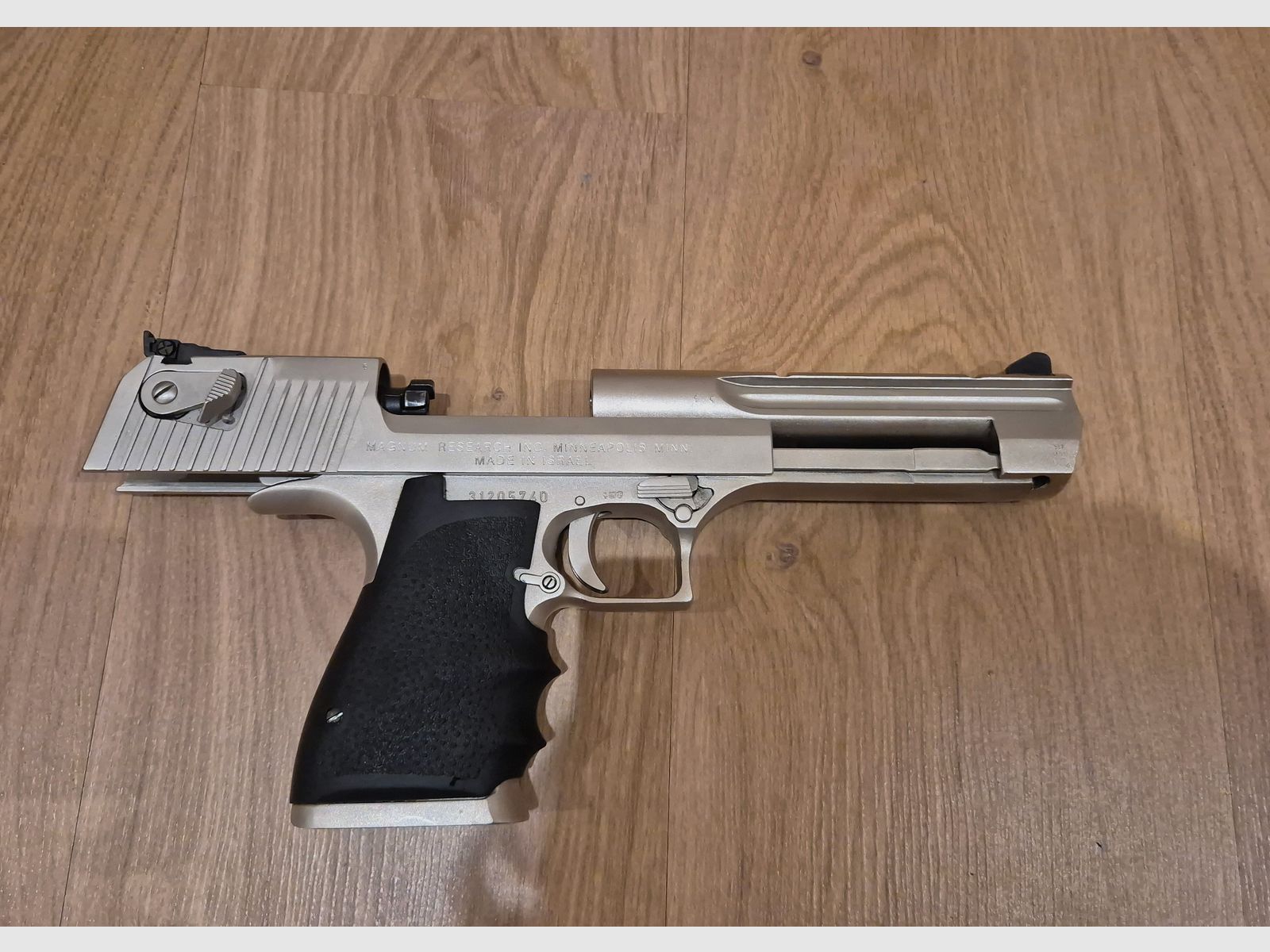 Magnum Research Desert Eagle IMI Israel .357 Mag.
