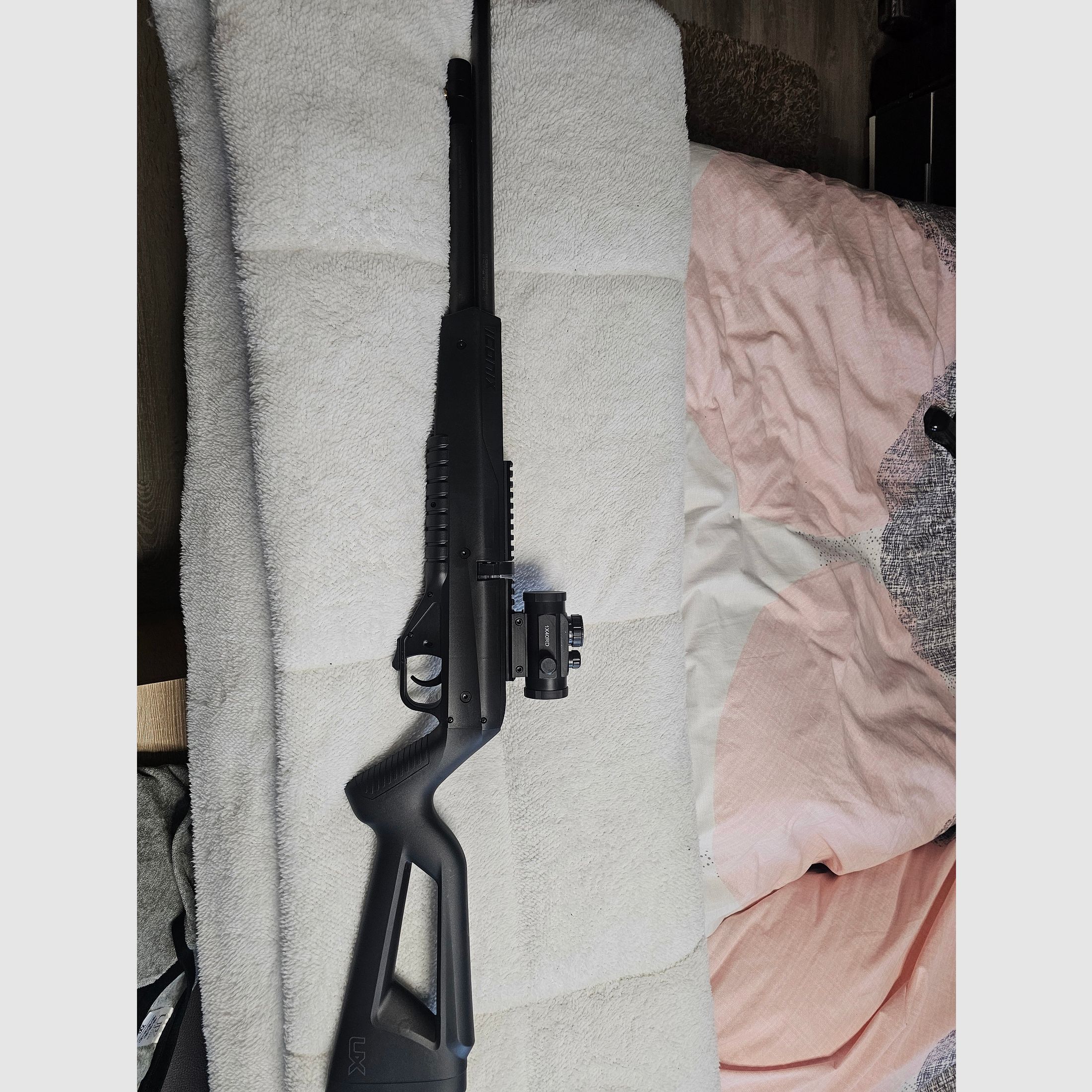 Pressluftgewehr mit Pumpe